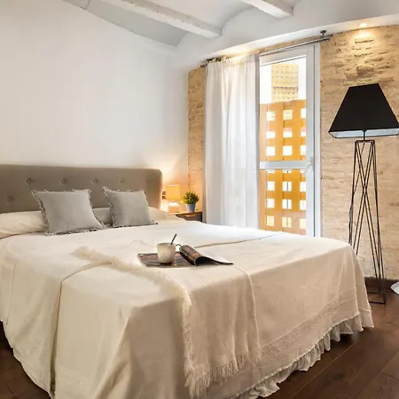 Hsh Suites Gandesa Apartment *
